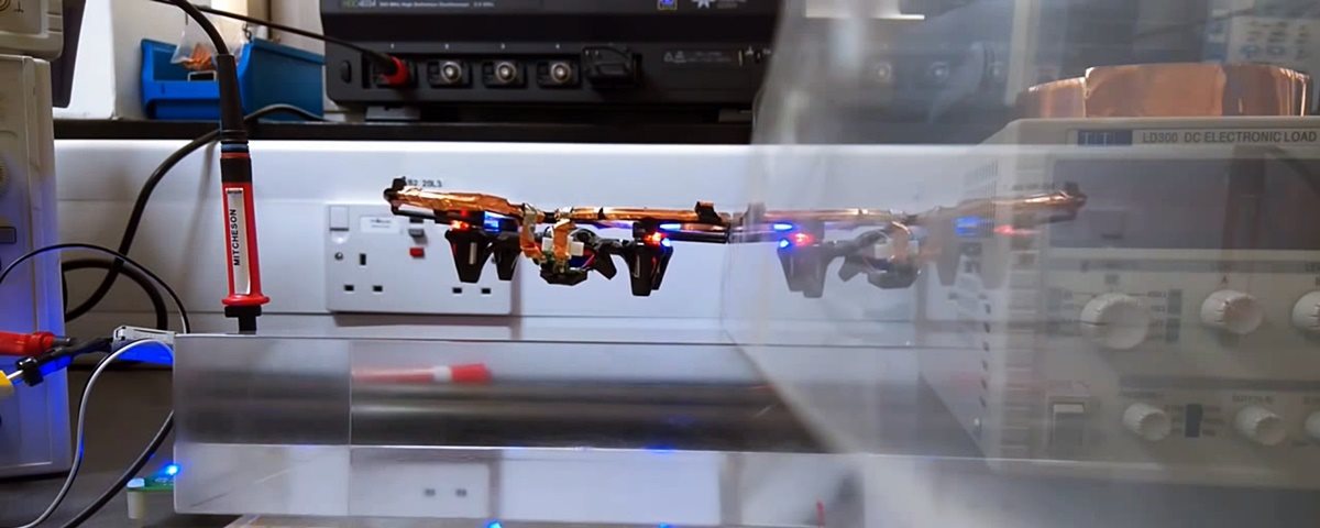 Cientistas usam tecnologia do século 19 para recarregar drones em pleno ar