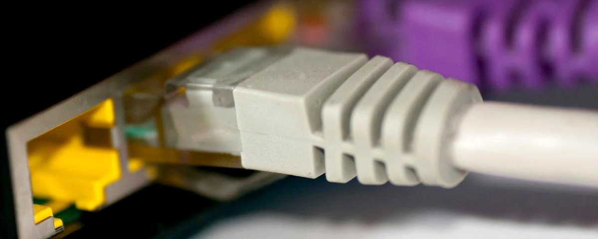 Plenário aprova projeto que pede fim da banda larga com franquia
