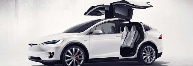 Model X da Tesla recebe 5 estrelas em testes de colisão