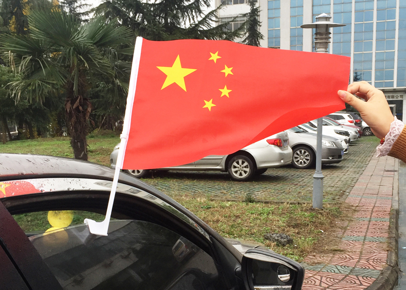 China planeja proibir as vendas de carros movidos a combustíveis fósseis