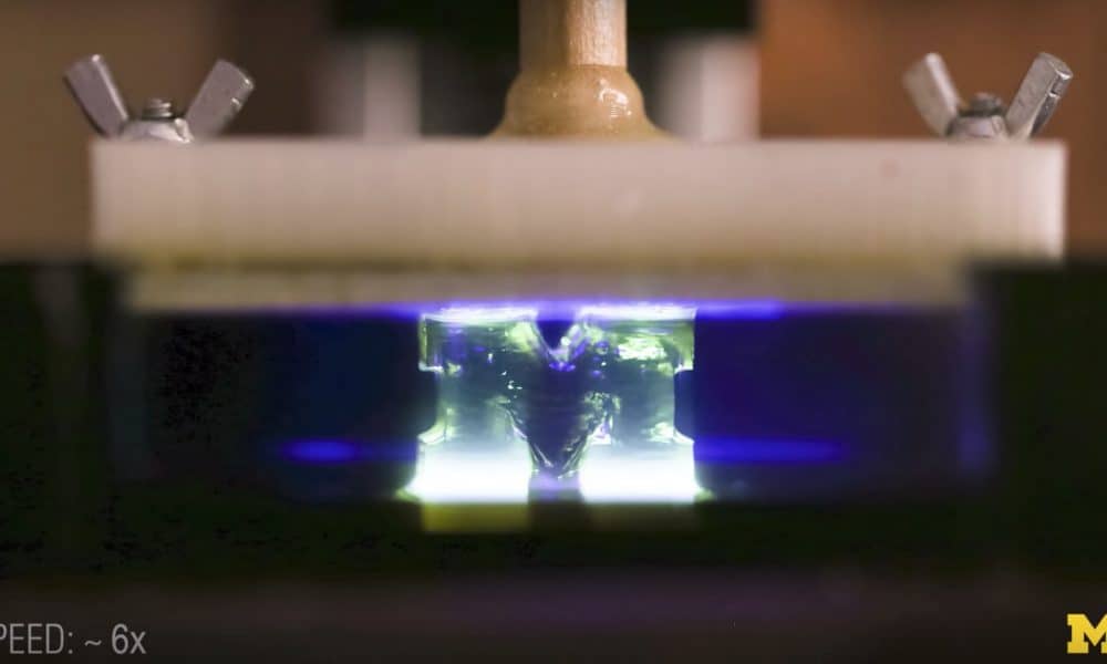 Nova impressora 3D utiliza luz e é 100 vezes mais rápida