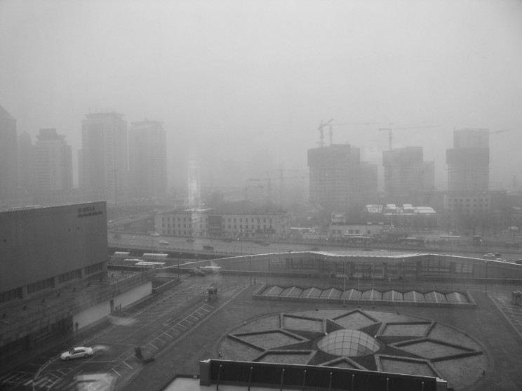 Poluição do ar na China está comprometendo o funcionamento de painéis solares