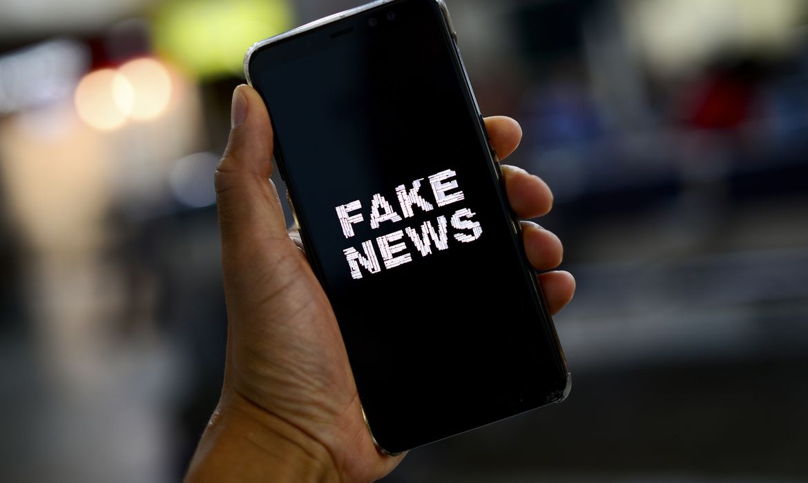 Como as tecnologias ajudam no combate a fake news